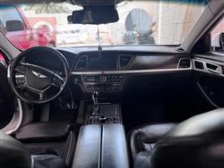 جێنسس G80